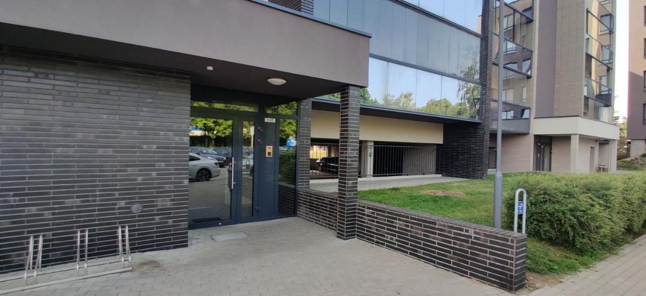 Erdvi Studija Spacious Studio Apartment Self Check In Wilna Exterior foto
