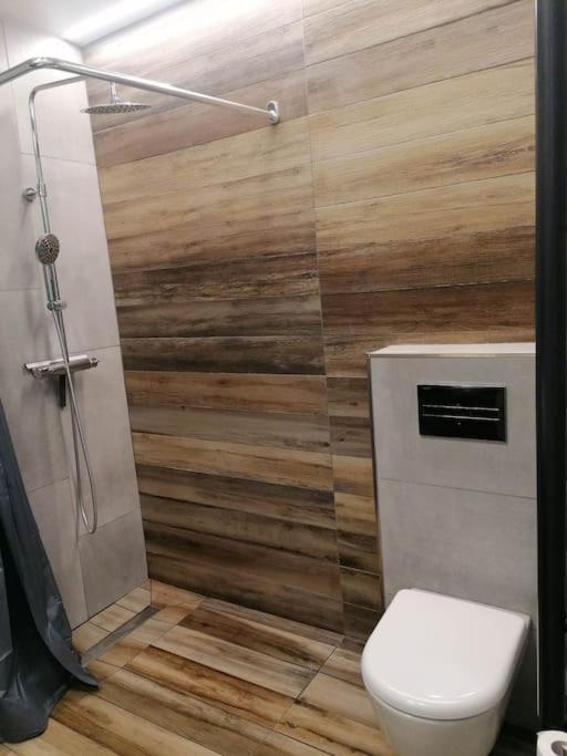 Erdvi Studija Spacious Studio Apartment Self Check In Wilna Exterior foto