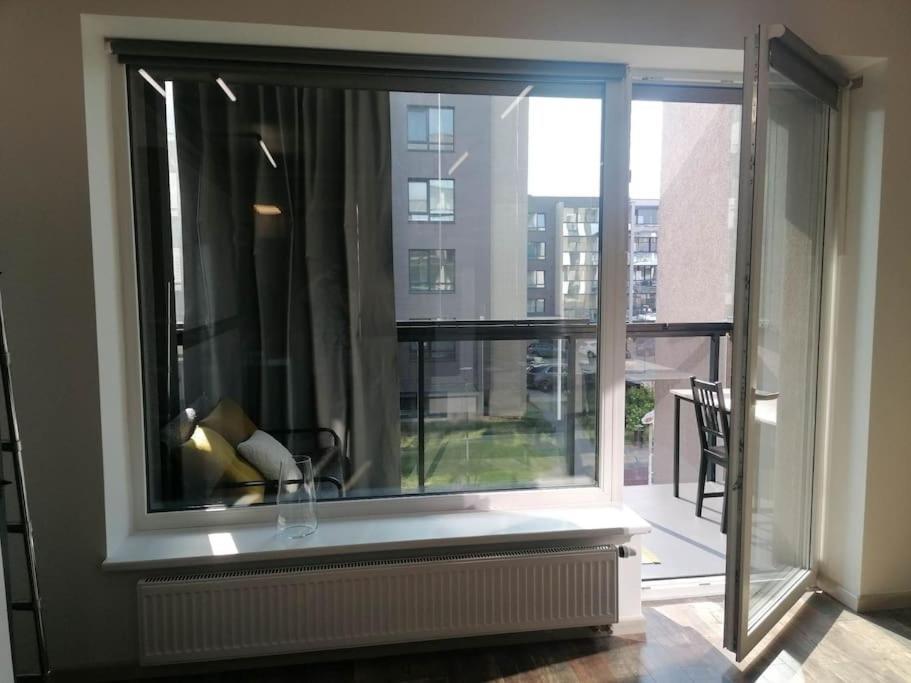 Erdvi Studija Spacious Studio Apartment Self Check In Wilna Exterior foto